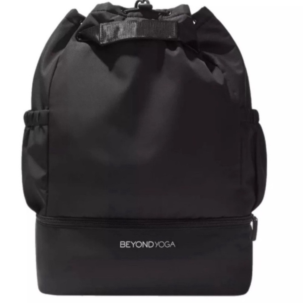 🔥🆕Beyond Yoga Gym Tote Backpack Black🔥